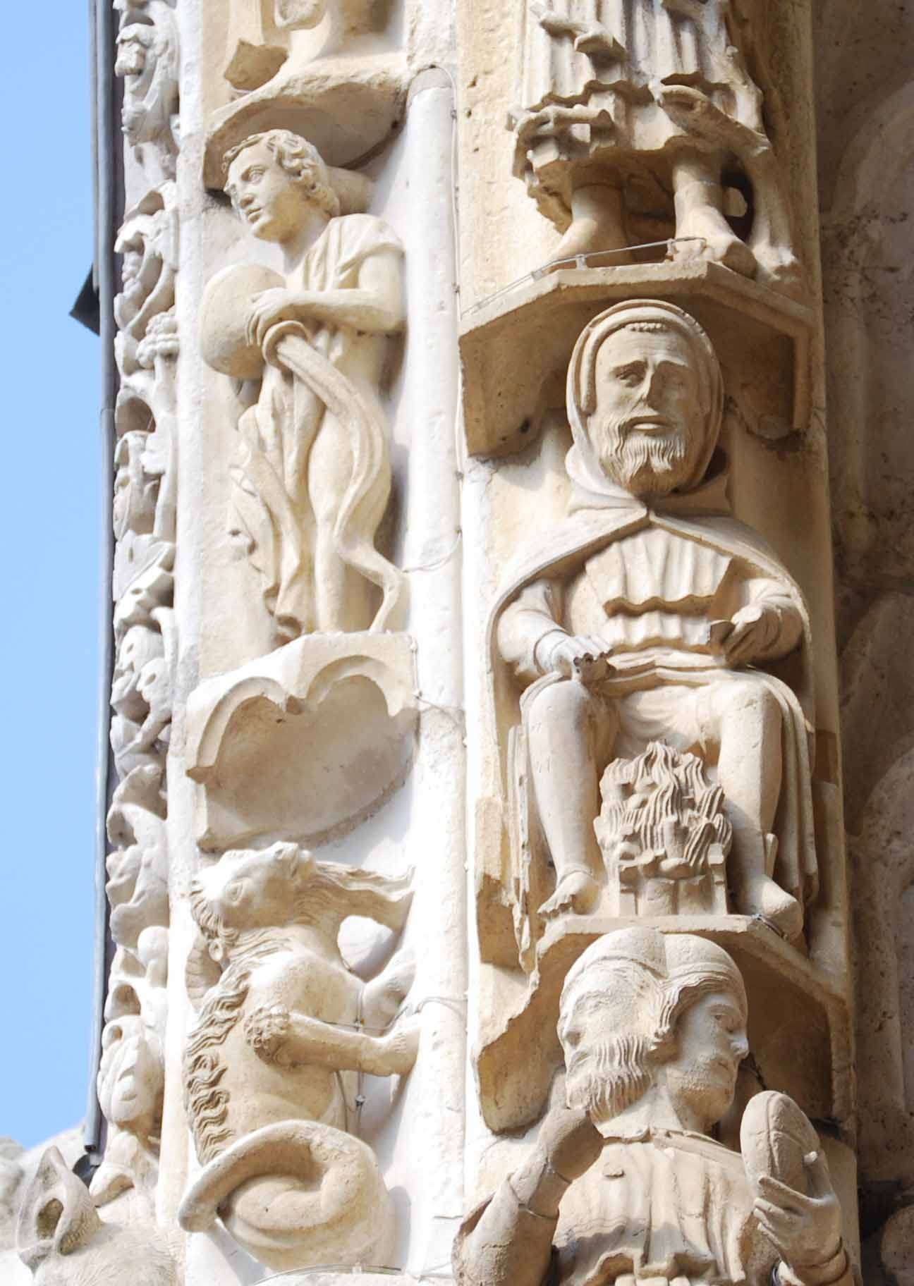 Los pórticos y la escultura en la catedral de Chartres - Chartres: Arte, espiritualidad y esoterismo. (5)
